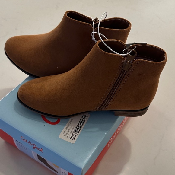 Cat & Jack Other - Cat & Jack Tan Kids Boots with Side Zipper
